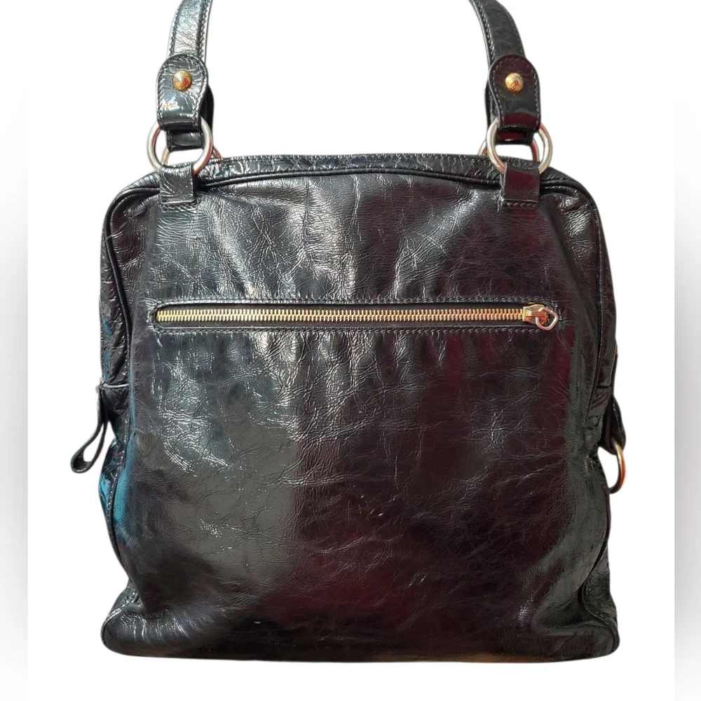 Tod's T Bag Media Tote Bag In Black Patent Leather